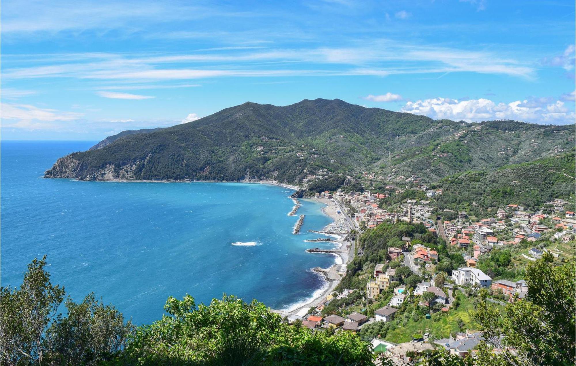 Nice Apartment In Moneglia With Kitchen Exteriör bild